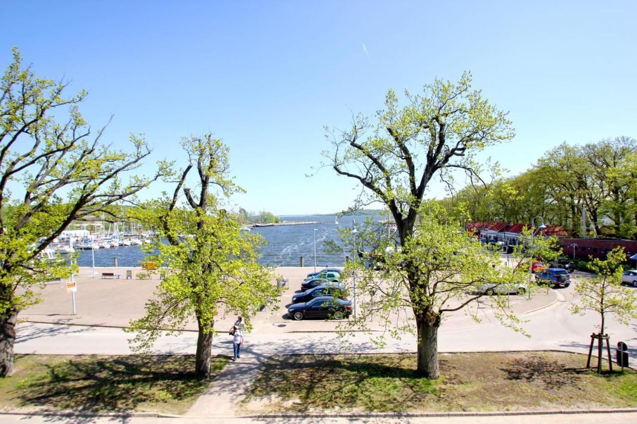 Hafenresidenz Fewo 2-2 - Balkon, Meerblick Lauterbach  Kültér fotó