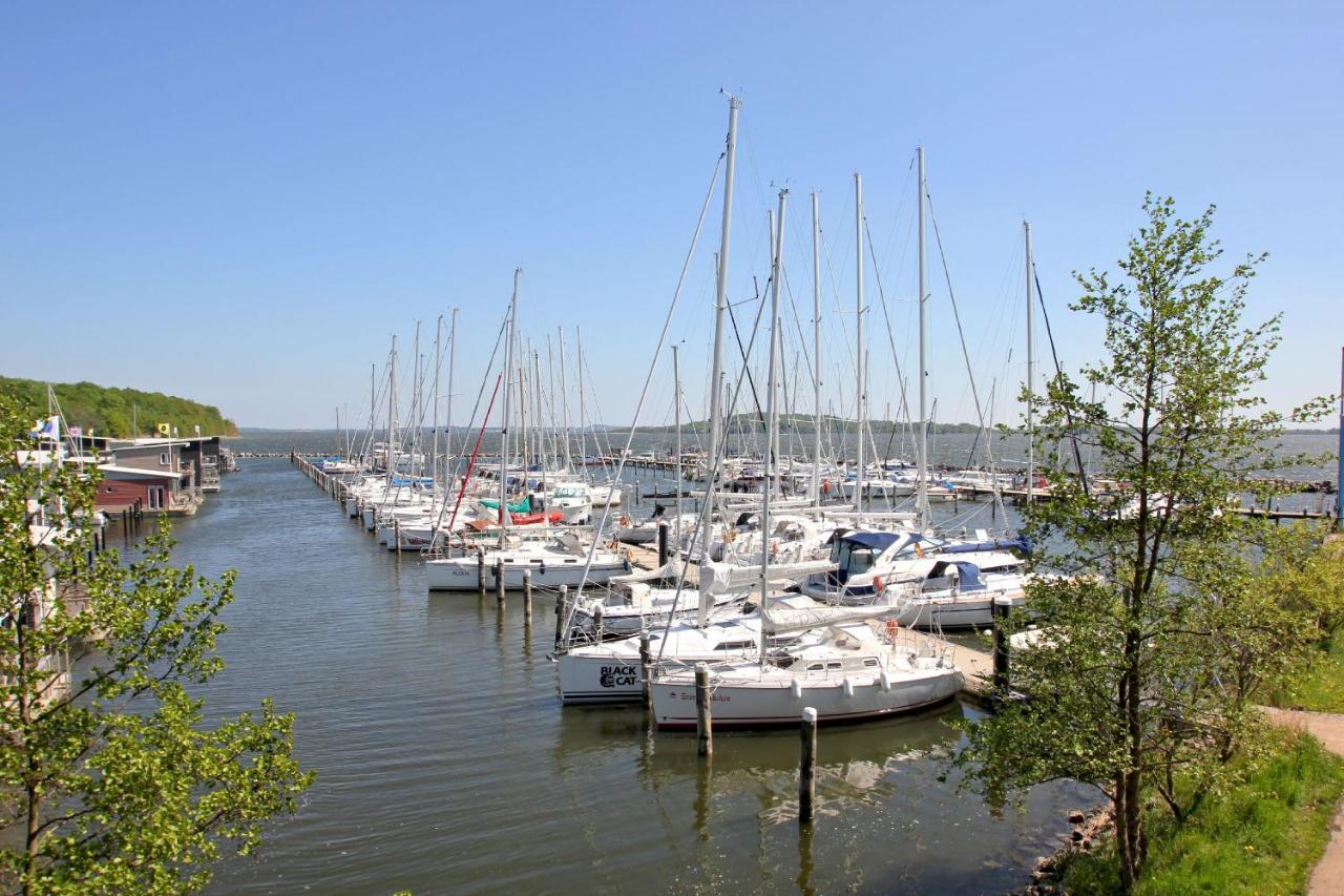 Hafenresidenz Fewo 2-2 - Balkon, Meerblick Lauterbach  Kültér fotó